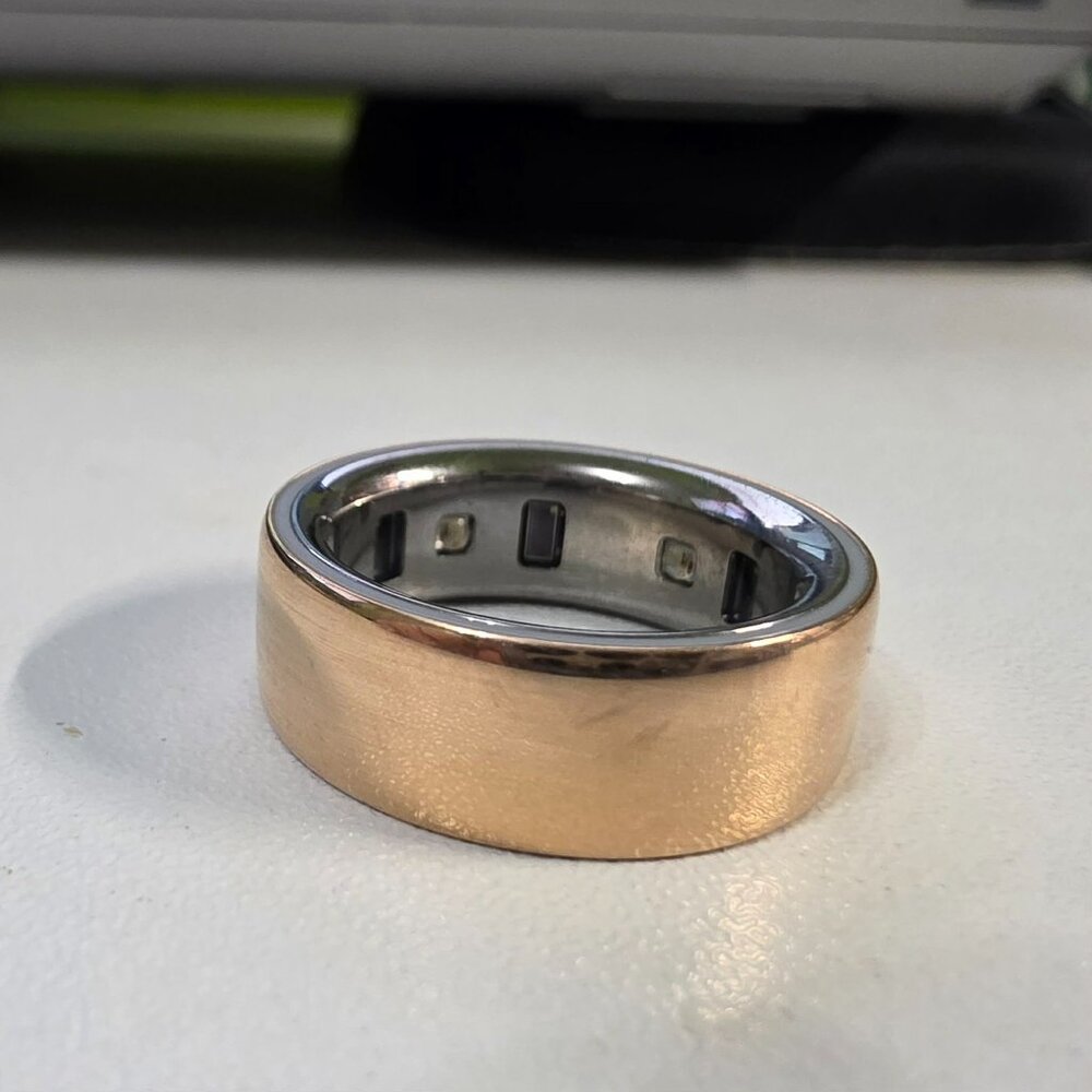 Rose Gold Oura Ring v4 Size 8 - Picture 5 of 5